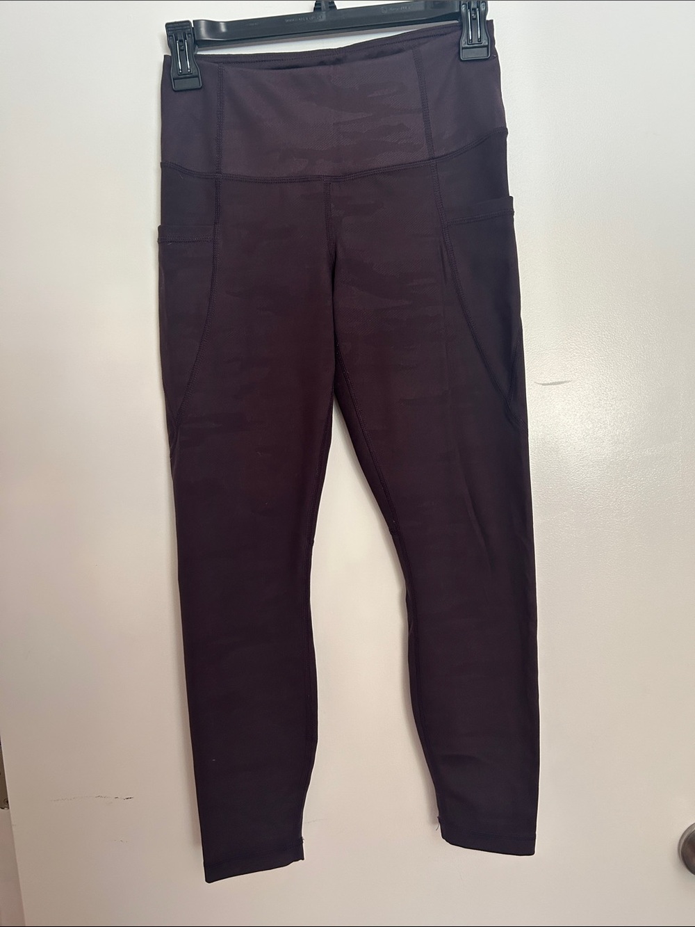 Active Life Dark Brown High-Waist Leggings with Side Pockets